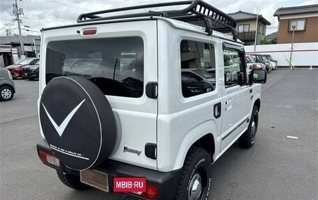 Suzuki Jimny, 2023 год, 1 430 000 рублей, 5 фотография
