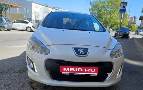 Peugeot 308 II, 2012 год, 665 000 рублей, 2 фотография