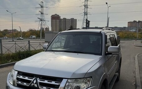 Mitsubishi Pajero IV рестайлинг 2, 2011 год, 1 650 000 рублей, 1 фотография