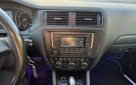 Volkswagen Jetta VII, 2013 год, 620 000 рублей, 9 фотография