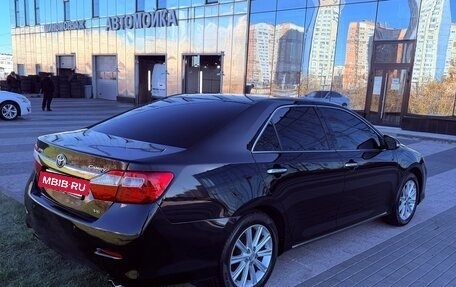Toyota Camry, 2013 год, 1 350 000 рублей, 5 фотография