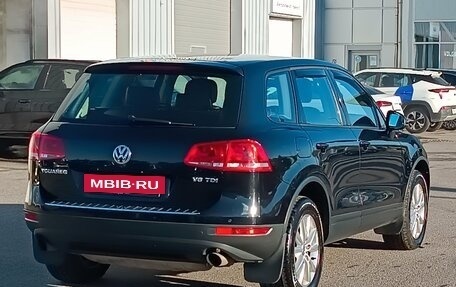 Volkswagen Touareg III, 2012 год, 2 187 000 рублей, 2 фотография