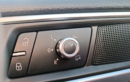 Volkswagen Touareg III, 2012 год, 2 187 000 рублей, 19 фотография