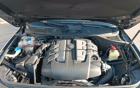 Volkswagen Touareg III, 2012 год, 2 187 000 рублей, 9 фотография