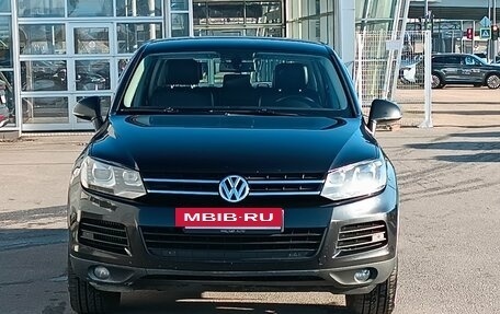 Volkswagen Touareg III, 2012 год, 2 187 000 рублей, 8 фотография