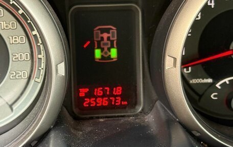 Mitsubishi Pajero IV рестайлинг 2, 2011 год, 1 650 000 рублей, 5 фотография