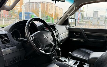 Mitsubishi Pajero IV рестайлинг 2, 2011 год, 1 650 000 рублей, 8 фотография