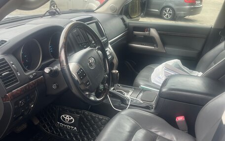 Toyota Land Cruiser 200, 2008 год, 2 300 000 рублей, 8 фотография