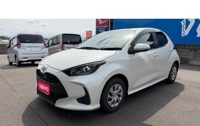 Toyota Yaris, 2022 год, 1 061 000 рублей, 1 фотография