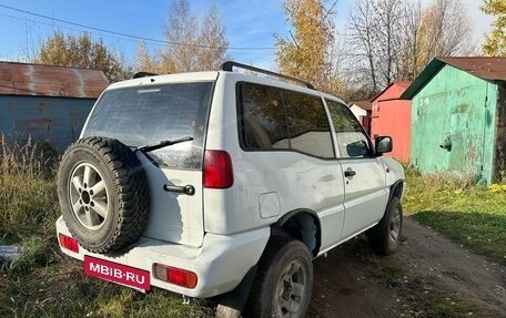 Nissan Terrano II рестайлинг, 1994 год, 275 000 рублей, 4 фотография