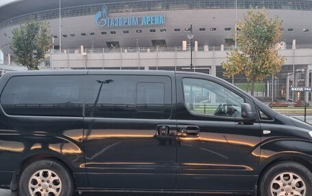 Hyundai Grand Starex Grand Starex I рестайлинг 2, 2015 год, 1 800 000 рублей, 5 фотография