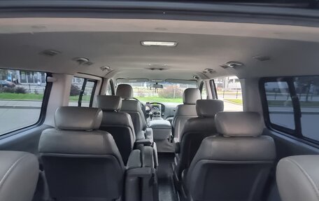 Hyundai Grand Starex Grand Starex I рестайлинг 2, 2015 год, 1 800 000 рублей, 12 фотография