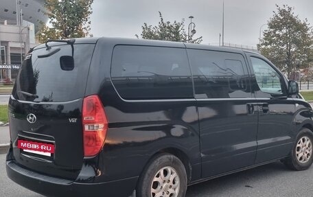 Hyundai Grand Starex Grand Starex I рестайлинг 2, 2015 год, 1 800 000 рублей, 4 фотография