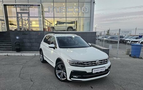 Volkswagen Tiguan II, 2019 год, 3 050 000 рублей, 3 фотография