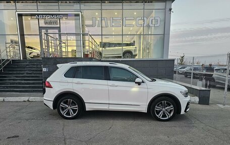 Volkswagen Tiguan II, 2019 год, 3 050 000 рублей, 4 фотография