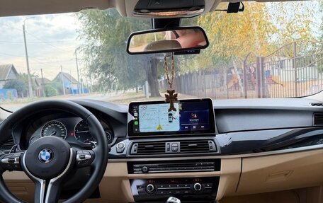 BMW 5 серия, 2015 год, 2 400 000 рублей, 10 фотография