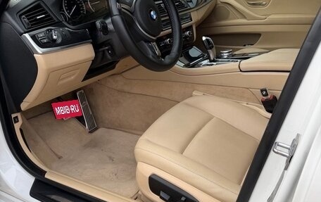 BMW 5 серия, 2015 год, 2 400 000 рублей, 9 фотография