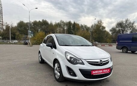Opel Corsa D рестайлинг _i, 2013 год, 560 000 рублей, 3 фотография