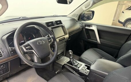 Toyota Land Cruiser Prado 150 рестайлинг, 2018 год, 5 204 000 рублей, 11 фотография