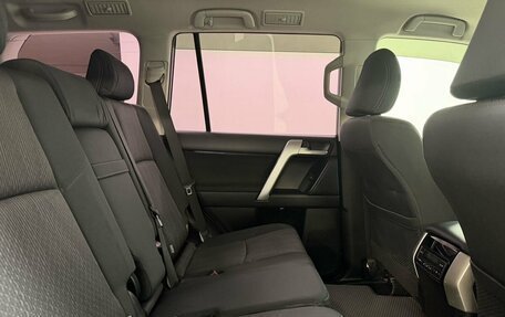 Toyota Land Cruiser Prado 150 рестайлинг, 2018 год, 5 204 000 рублей, 13 фотография