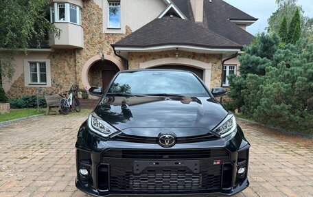 Toyota Yaris, 2021 год, 4 460 000 рублей, 8 фотография