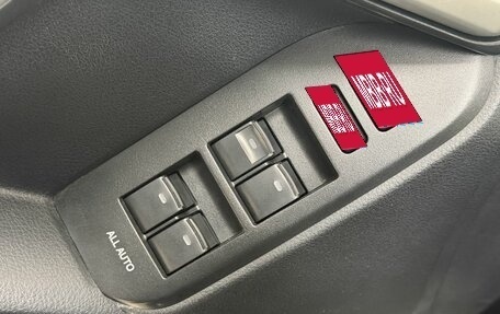 Toyota Land Cruiser Prado 150 рестайлинг, 2018 год, 5 204 000 рублей, 16 фотография