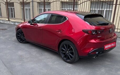 Mazda 3, 2019 год, 1 950 000 рублей, 4 фотография