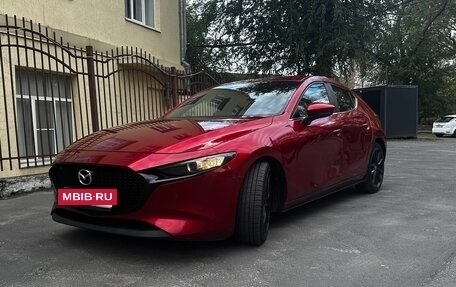 Mazda 3, 2019 год, 1 950 000 рублей, 10 фотография
