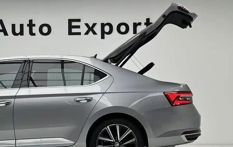 Skoda Superb III рестайлинг, 2025 год, 3 350 000 рублей, 10 фотография