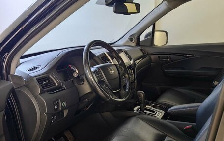 Honda Pilot III рестайлинг, 2017 год, 2 990 000 рублей, 4 фотография