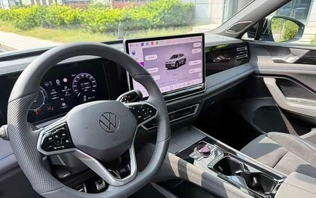 Volkswagen Tiguan, 2026 год, 4 100 000 рублей, 9 фотография