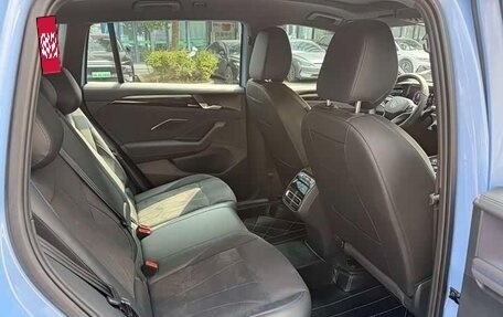 Volkswagen Tiguan, 2026 год, 4 100 000 рублей, 13 фотография