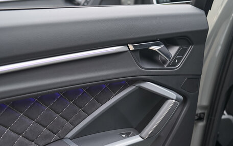 Audi Q3, 2025 год, 5 000 000 рублей, 32 фотография