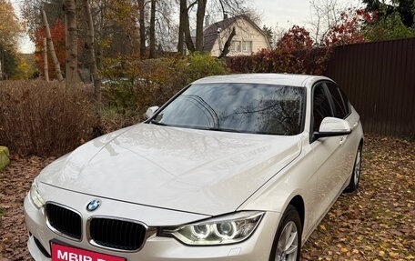 BMW 3 серия, 2014 год, 1 900 000 рублей, 1 фотография