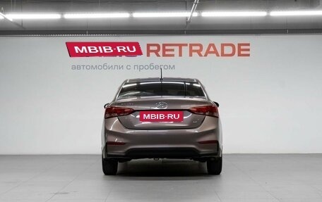 Hyundai Solaris II рестайлинг, 2018 год, 1 350 000 рублей, 7 фотография