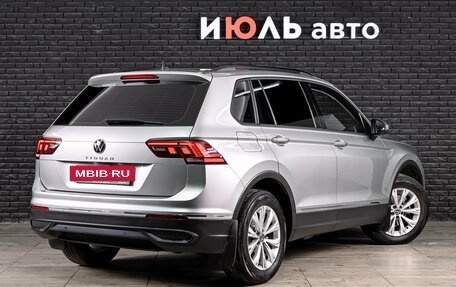 Volkswagen Tiguan II, 2021 год, 2 755 000 рублей, 4 фотография