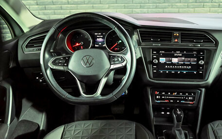 Volkswagen Tiguan II, 2021 год, 2 755 000 рублей, 17 фотография