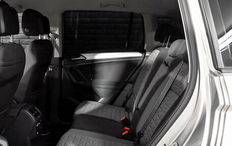 Volkswagen Tiguan II, 2021 год, 2 755 000 рублей, 19 фотография