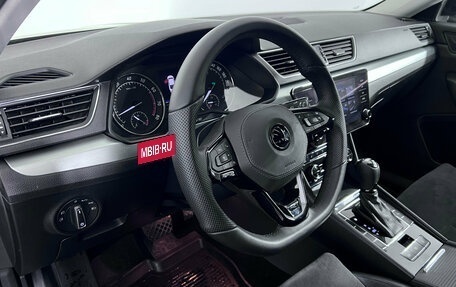 Skoda Superb III рестайлинг, 2017 год, 1 650 000 рублей, 9 фотография