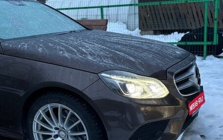 Mercedes-Benz E-Класс, 2015 год, 50 000 рублей, 3 фотография