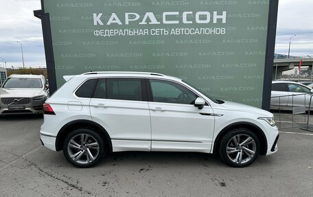 Volkswagen Tiguan II, 2021 год, 3 099 000 рублей, 4 фотография