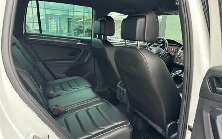 Volkswagen Tiguan II, 2021 год, 3 099 000 рублей, 8 фотография