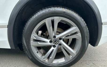 Volkswagen Tiguan II, 2021 год, 3 099 000 рублей, 12 фотография
