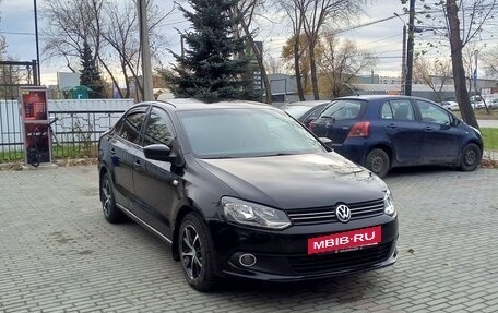 Volkswagen Polo VI (EU Market), 2012 год, 595 000 рублей, 3 фотография