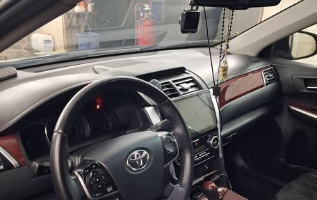 Toyota Camry, 2013 год, 1 600 000 рублей, 10 фотография