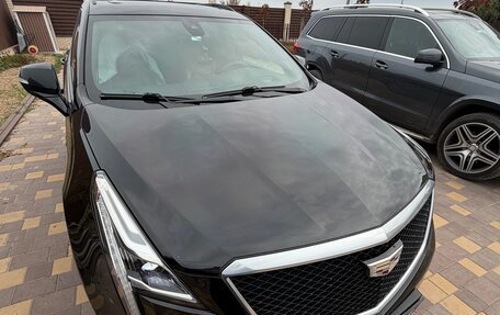 Cadillac XT5 I рестайлинг, 2021 год, 6 000 000 рублей, 3 фотография