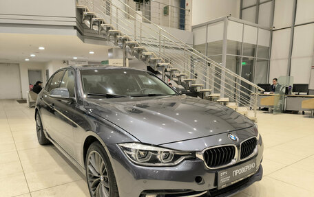 BMW 3 серия, 2017 год, 1 850 000 рублей, 3 фотография