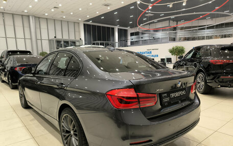 BMW 3 серия, 2017 год, 1 850 000 рублей, 8 фотография
