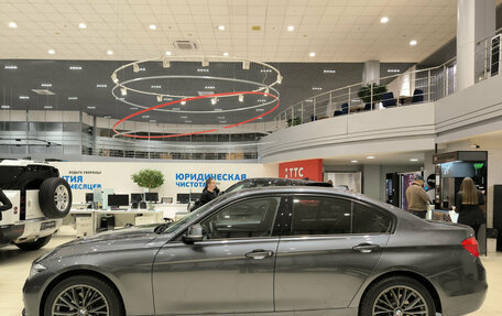 BMW 3 серия, 2017 год, 1 850 000 рублей, 10 фотография
