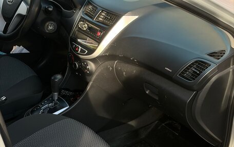 Hyundai Solaris II рестайлинг, 2011 год, 620 000 рублей, 8 фотография